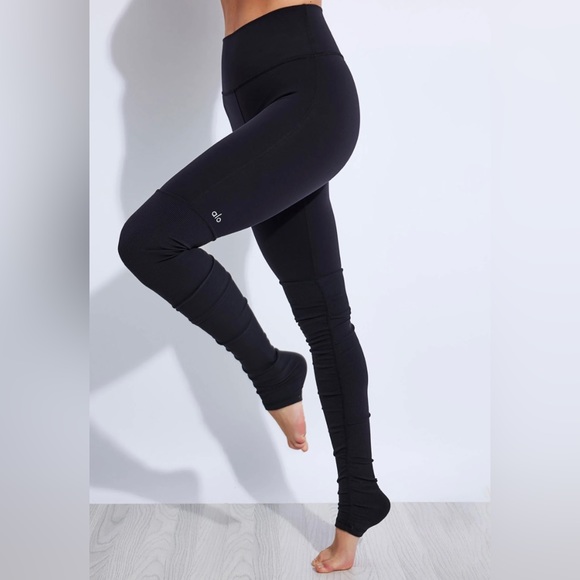 ALO Yoga Pants - alo Yoga Goddess Ribbed Navy and Black - Size XXS